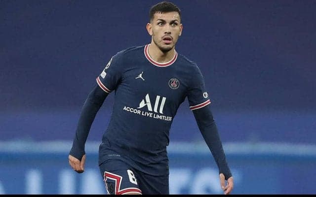 レアンドロ・パレデスが意向明確に！　「来季もパリに残る」　