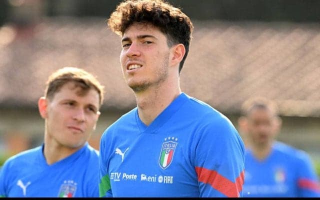 新たなCBを探すユナイテッド、バストーニ巡りトッテナムらと争奪戦か