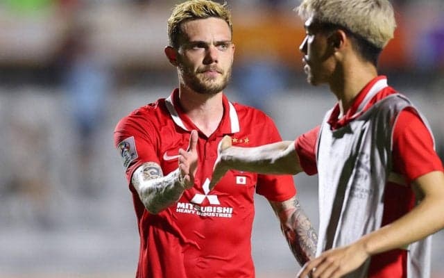 「3年前の髪はもう少し長かった」浦和MFモーベルグの妻が夫の黒髪カーリーヘア時代の“秘蔵ショット”を公開！