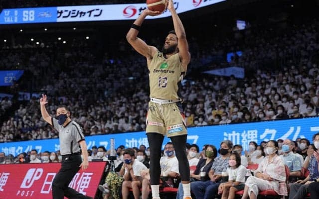 ベスト5受賞のドウェイン・エバンス、広島ドラゴンフライズへ移籍「全力で取り組んでいきたい」