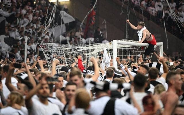 鎌田＆長谷部所属のフランクフルト、EL優勝もUEFAが1試合の無観客試合の処分…2年間の執行猶予付き