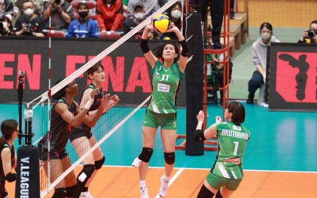 柴田真果がフランス1部ナンシーへの移籍を報告