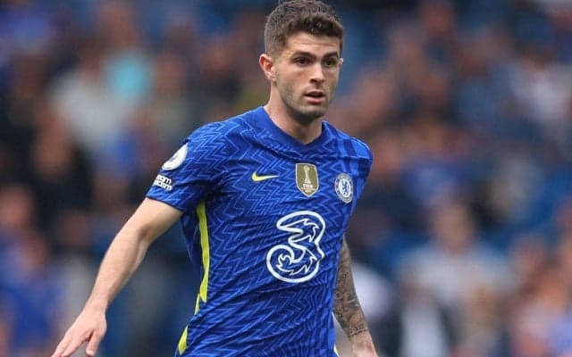 プリシッチが心機一転、鮮やか“金髪”にイメチェン！