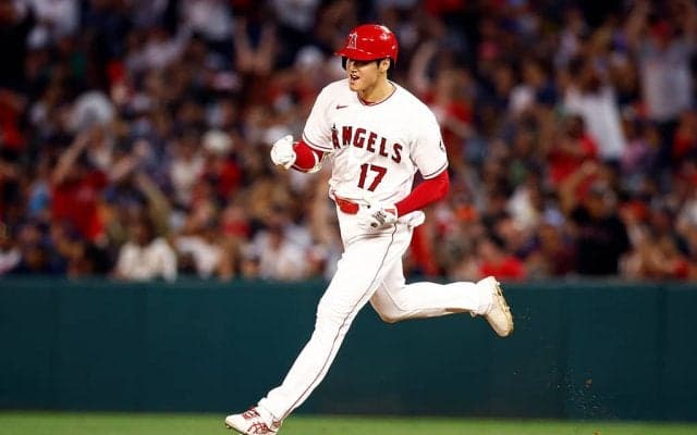 【MLB】大谷翔平、リアル二刀流で45打席ぶり12号逆転弾　ファン総立ち＆現地実況も感嘆「ゴージャスHR」