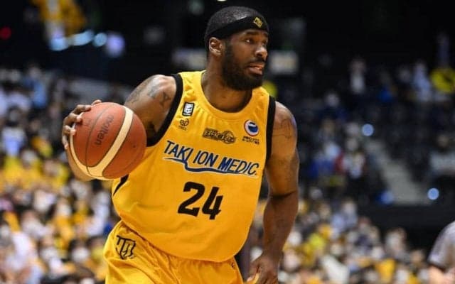 仙台がチーム得点王のジャスティン・バーレルと契約継続「成長し続けます」