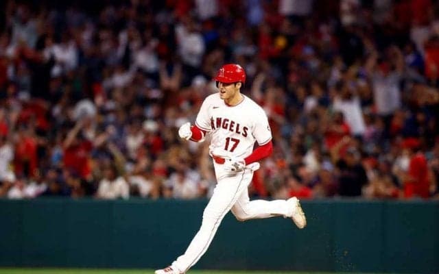 【MLB】大谷翔平は「凄まじかった」　鬼気迫る逆転弾＆4勝目…ネビン監督代行最敬礼