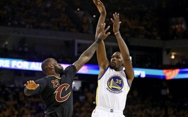 歴代のファイナルGAME2で躍動した選手たち…デュラントやマジックが宿敵対決を制す