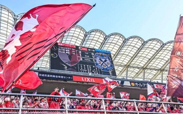 Jリーグ2年ぶりの「声出し応援」開始で「カシマに響くチャント」！ アフターコロナへ変わる「サポーターの応援スタイル」