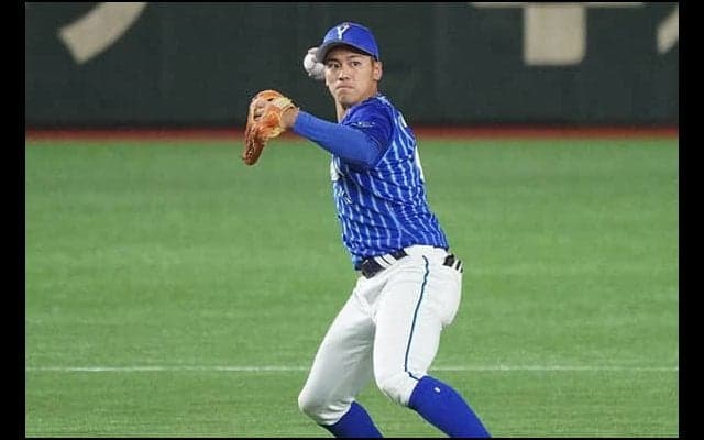 打者あちゃー「肩やっぱりすごい」　塁間“一瞬通過”のバズーカが「エグい」