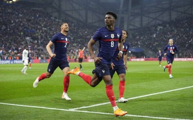 レアルがフランス代表の｢逸材MF｣を獲得!!大型ボランチの｢プレースタイル｣や｢推定移籍金｣、移籍決定で想定される白い巨人の｢理想フォーメーション｣