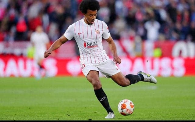 セビージャGM「クンデはもっと競争力のあるチームでプレーしたがっている」