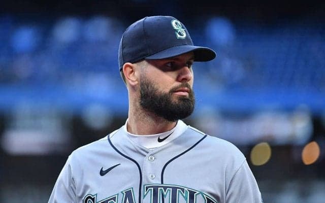 【MLB】崩れ落ち頭抱える外野手「なんてことだ」　痛恨“幻の大ファインプレー”が「残酷」