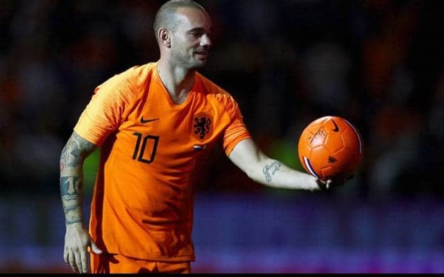 「メッシやC・ロナウドのようになれたかもしれない」スナイデル氏がストイックになりきれなかったキャリア