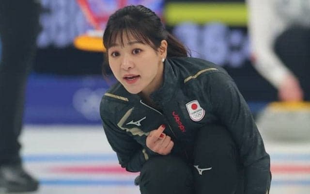 「この笑顔はずるい」吉田知那美の“ゴルフウェア姿”に「癒される」ファン続出！「キャップが新鮮」との声も