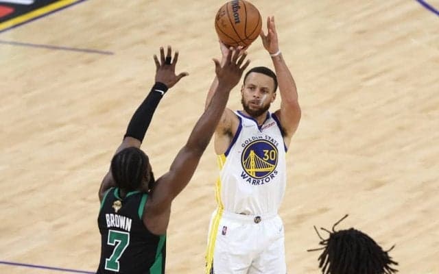 カリーのPO連続3ポイント成功試合数は132でストップ／ファイナル第5戦の記録一覧