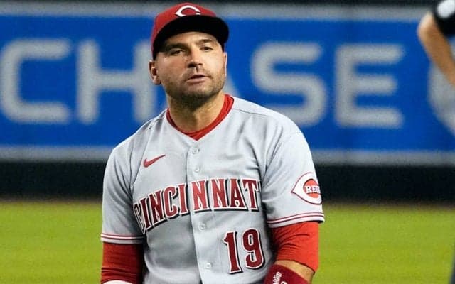 年俸33億円のMLB超大物、客席にいた少女にイマドキ神対応　米話題「一流の振る舞いだ」
