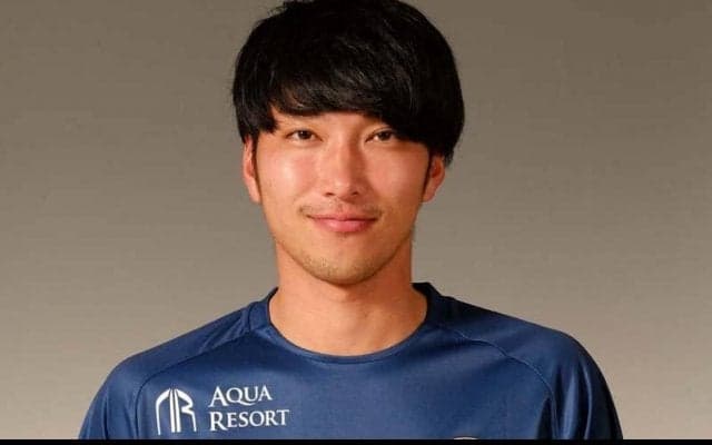 「球速と軌道は日本人離れ」町田MF山口一真の“35m無回転FK弾”にプロからも絶賛の声「ブレ球で決めるのは至難の業」