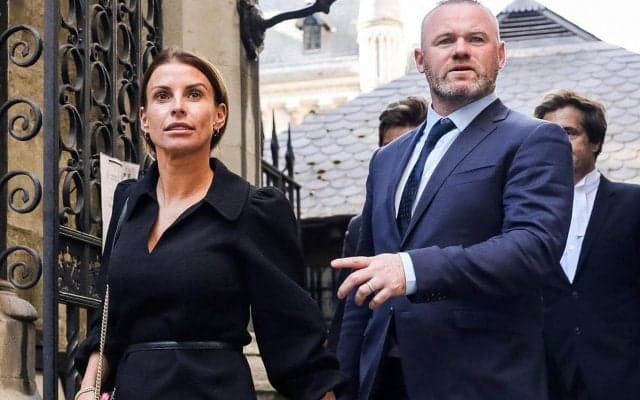 「恥を知れ！」ルーニー妻が大炎上、ドバイへの家族旅行報告もイルカとの写真に非難殺到「ショックを受けている」