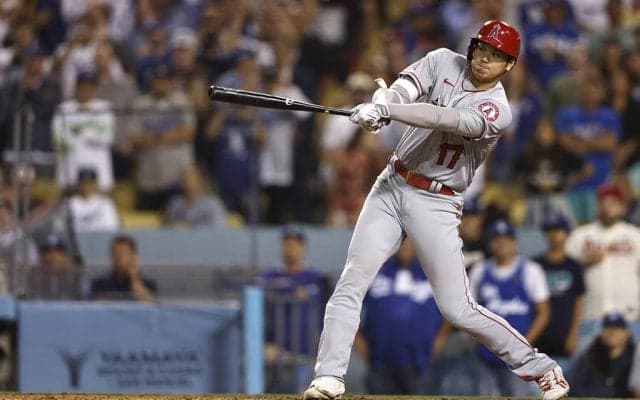 【MLB】大谷翔平、土壇場の三塁打でノーヒットノーランを打ち砕く　25回連続無得点もストップ