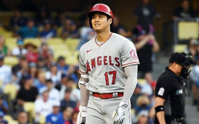大谷翔平の試合に日本のハリウッド俳優が登場　米注目「カッコいい」「Dr.セリザワだ」