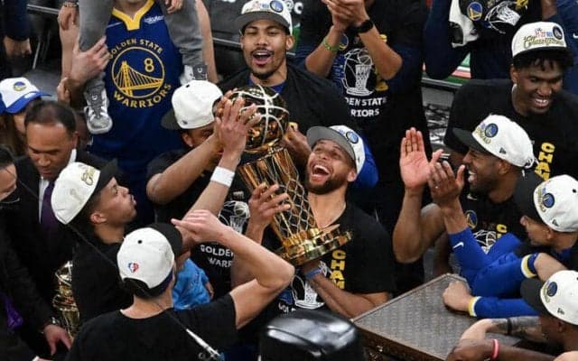 【NBA】ゴールデンステート・ウォリアーズが7度目の優勝　ステフィン・カリーがMVP