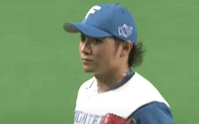 打者も「めっちゃ動揺してるやん」　投球直後の“回れ右”は「全ての挙動が早すぎ」