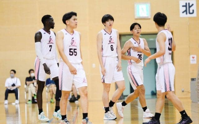 【東海大会】変革の時を迎える桜丘の新指揮官・水越悠太コーチ「どんな状態でもディフェンスで安定したチームがテーマ」
