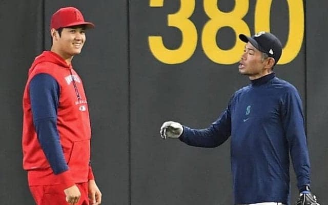 大谷翔平、無安打も“レジェンド”との対面に笑顔 記者は「オオタニの喜びと感謝の表情は、信じられないほどだ」