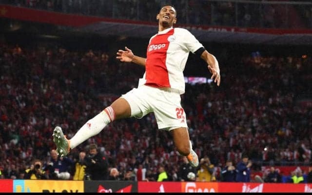 積極補強のドルトムント、アヤックスのコートジボワール代表FWアラーにオファーか