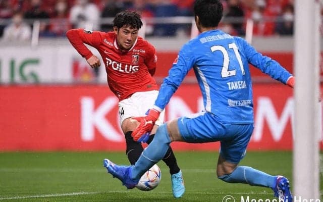 MF関根が明かした「中断期間中の落とし込み」【浦和10試合ぶりの勝利！名古屋戦「覚醒の舞台裏」】(1)