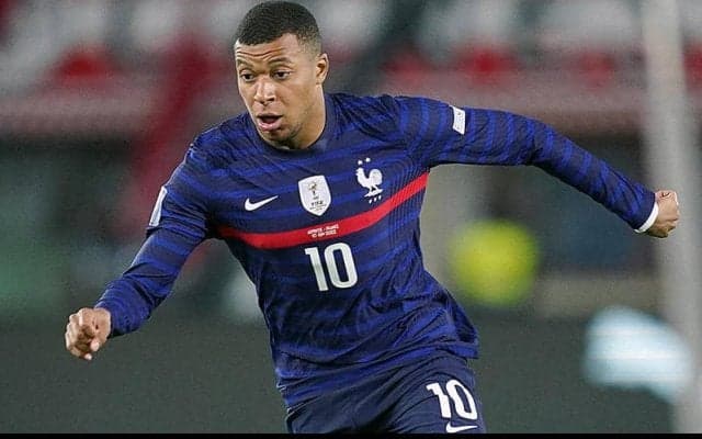 ムバッペがユーロでの自身への人種差別問題巡り仏連盟会長を非難