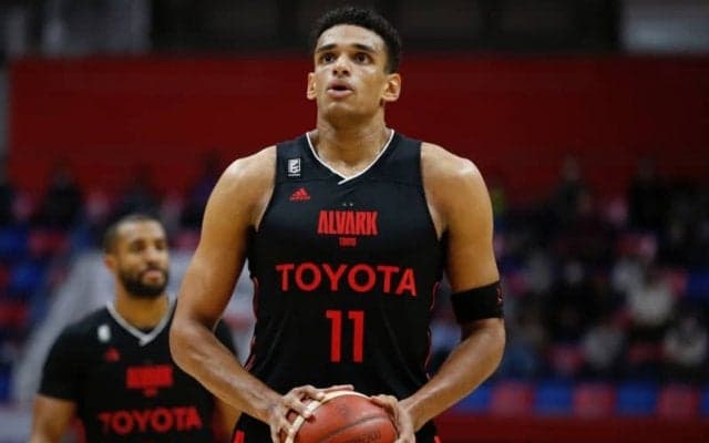 A東京がリバウンド王のセバスチャン・サイズと契約継続「全力で戦っていきます」