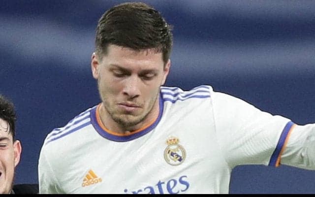 フィオレンティーナとヨビッチが個人間合意か、クラブ間交渉は難航の模様