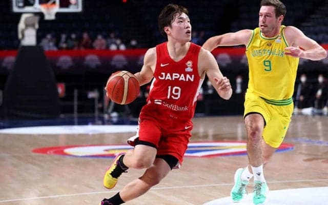 後輩から刺激を受ける西田優大、河村勇輝との共演を望む「一緒にプレーしたい」