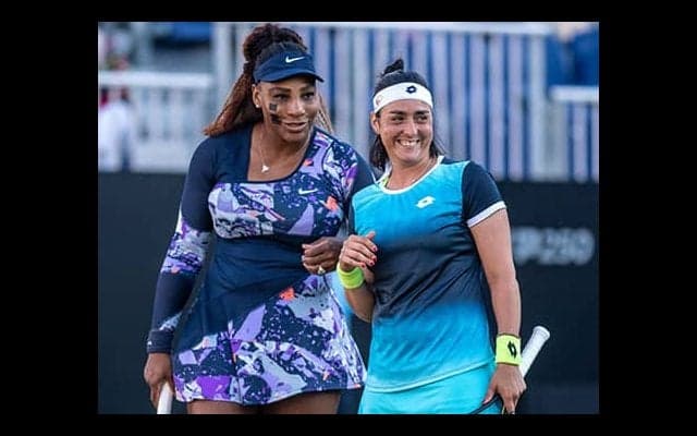 セリーナ組 青山ペア撃破で4強