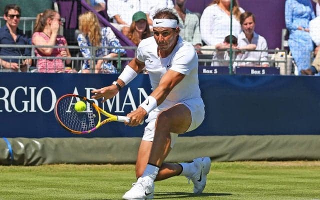 ナダル、芝初戦でワウリンカに快勝、安定したプレーで左足の問題を感じさせず