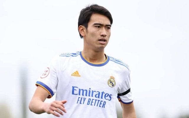 ｢9000いいね」超！レアルMF中井卓大の地元での｢釣り満喫リフレッシュ」画像｢今年も獲ったどぉ｣!!