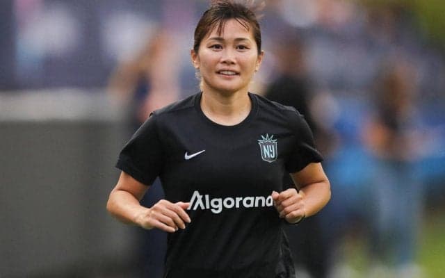 川澄奈穂美が笑顔で「TT兄弟」も未遂に…後輩がまさかの動き「ただただやんちゃ」