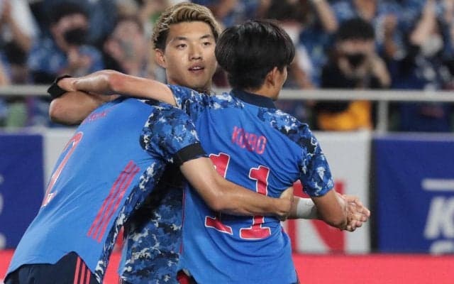 「イケイケの社長さんみたい」久保建英ら東京五輪世代の貴重な“私服ショット”に大注目「メンツ濃すぎ」