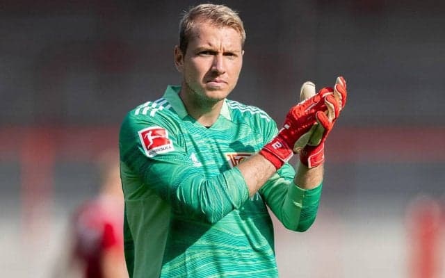 ウニオン・ベルリン、契約満了で退団発表のGKブスクと契約延長