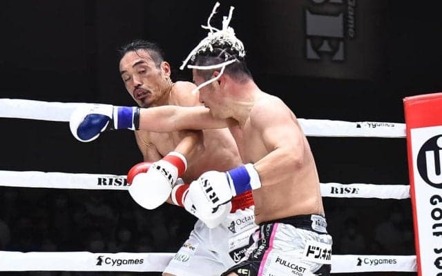 【格闘技／RISE 159】元”年棒120円Jリーガー”安彦考真、ヒザ蹴りで一撃KO勝利　「YA-MANとオープンフィンガーで戦いたい」