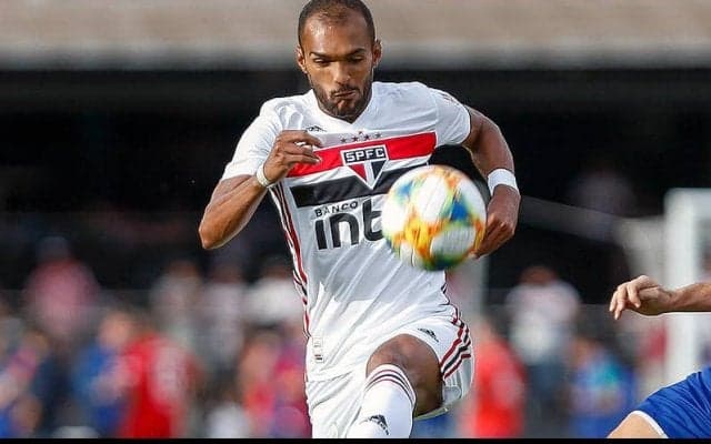 元ブラジル代表MFがバイセクシュアルを公表　「最も重要なことは議論されること」