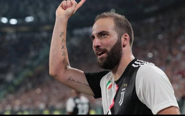 イタリア時代を振り返るイグアイン、物議醸したユーベ移籍は「迷いなかった」