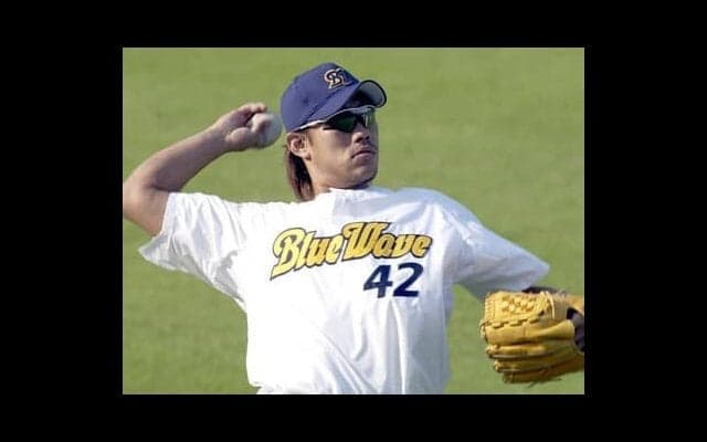 イチローより上位で指名された元野手も。中日・根尾昂の転向で思い出す、野手→投手に挑んだ男たち