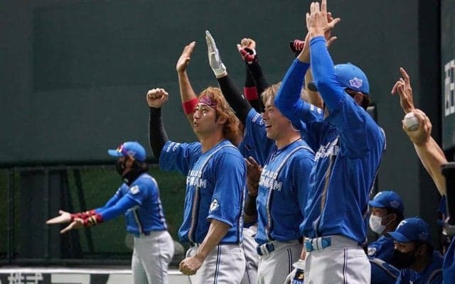 日本ハムがリーグ戦再開後初勝利　延長10回に相手の失策で勝ち越し　鷹は痛恨敗戦