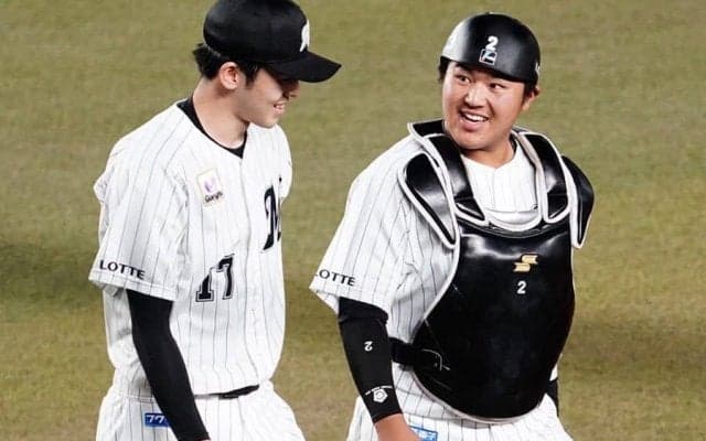 佐々木朗希、松川虎生の「完全バッテリー」が初出場へ前進　球宴ファン投票中間発表