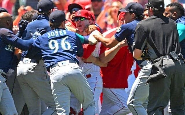 【MLB】大乱闘にマリナーズ先発「品位に欠ける」　前日の伏線は「引きずるべきことなかった」