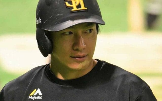 鷹・柳田悠岐が欠場　前日の転倒で首痛める、藤本監督「思い切り振れない」