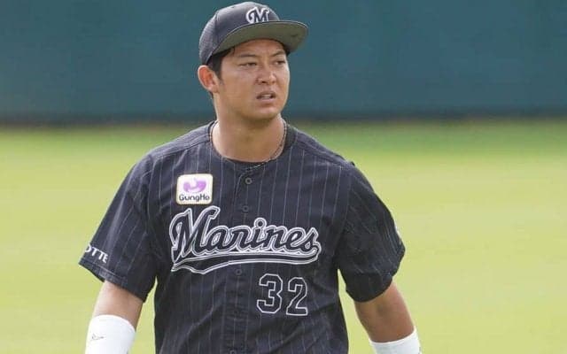 機敏な1回転→鬼肩送球が「カッコいい」　急成長3年目捕手は「ほんと上手くなってる」