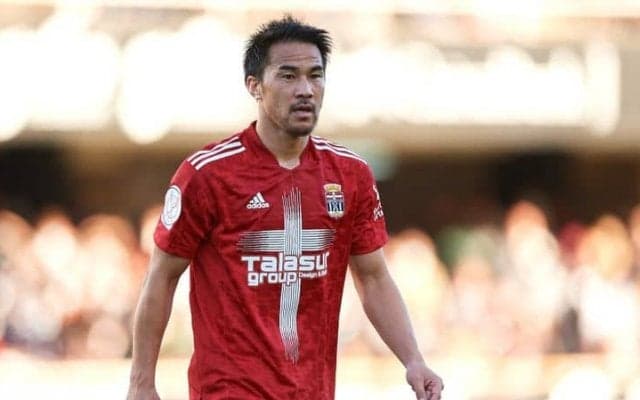 「同じことを繰り返してる。堂安律とか田中碧とか」岡崎慎司が封印解いて語る“欧州で培った経験”の金言